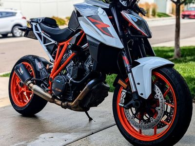 2018 KTM 1290 Super Duke R