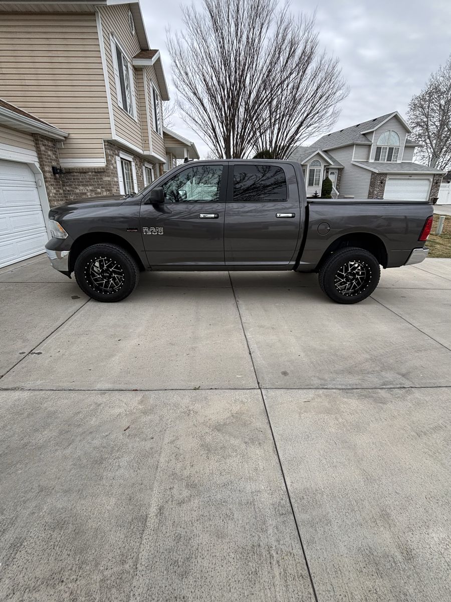 2015 RAM 1500 Big Horn