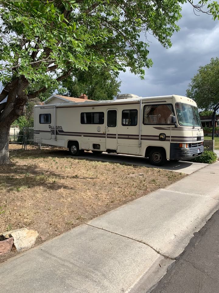 38' Tiffin Allego Bay