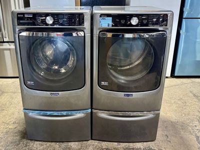 MAYTAG WASHER AND DRYER SET
