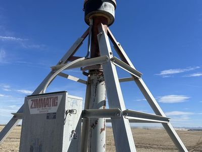 Zimmatic 6 tower irrigation center pivot