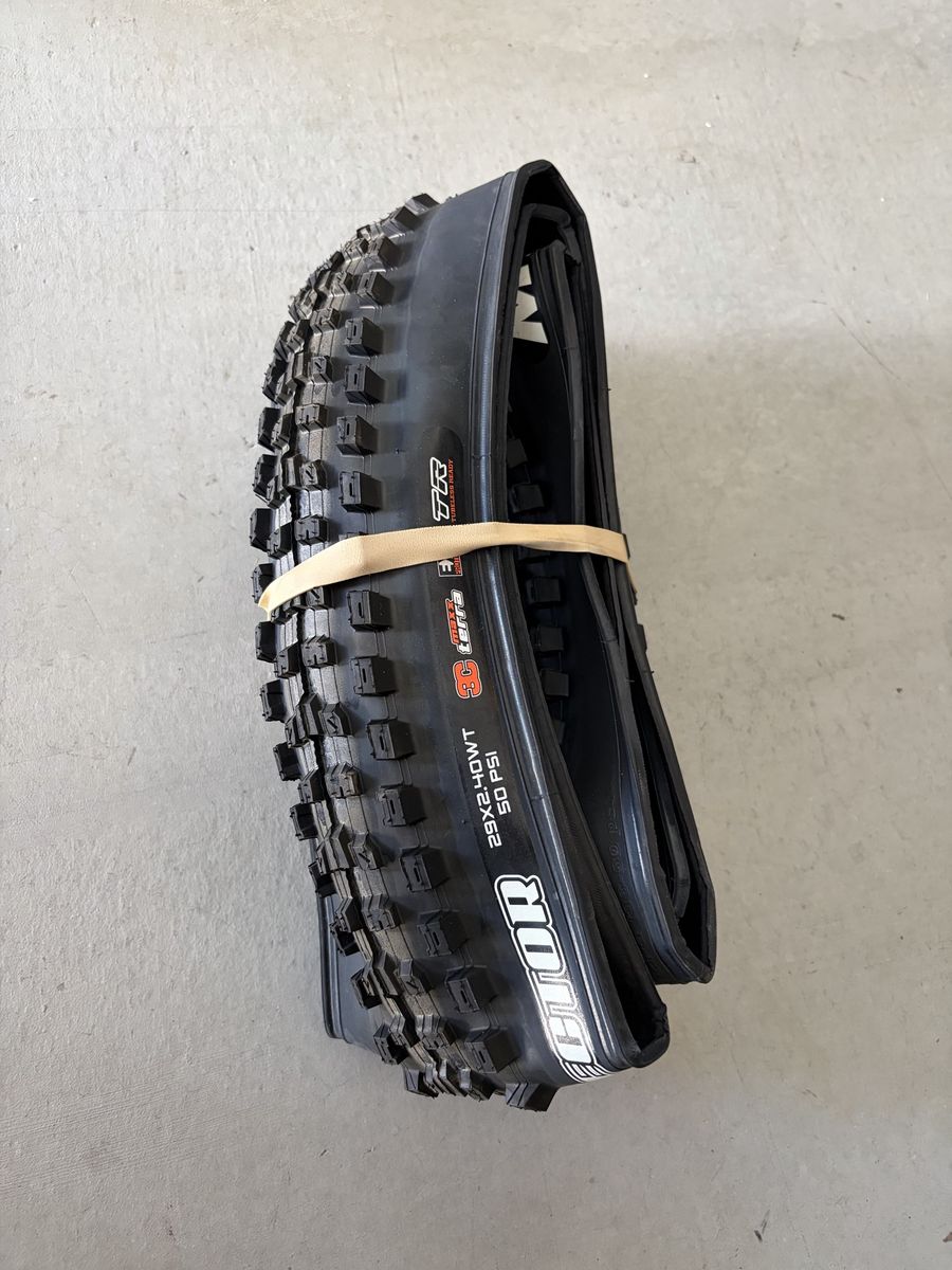 Maxxis dissector 29x2.40WT 3C MaxxTerra TR Tubeless Ready Mountain Bike Ti