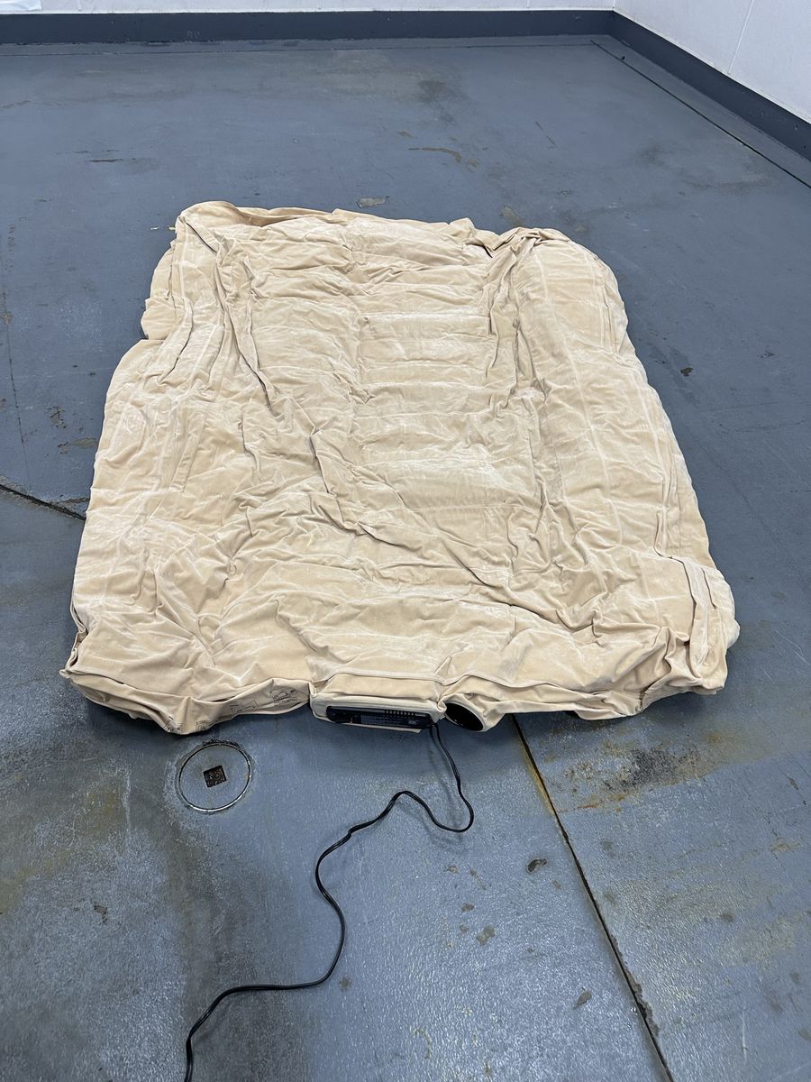 Main image 6