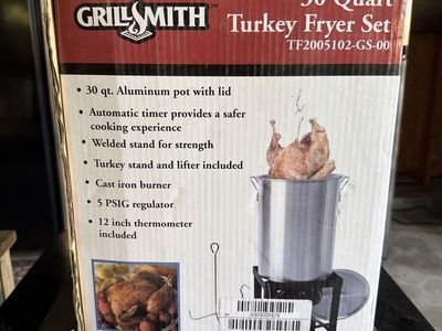 GrillSmith 30-Quart Turkey Fryer Set – NEW in Box – $60 obo