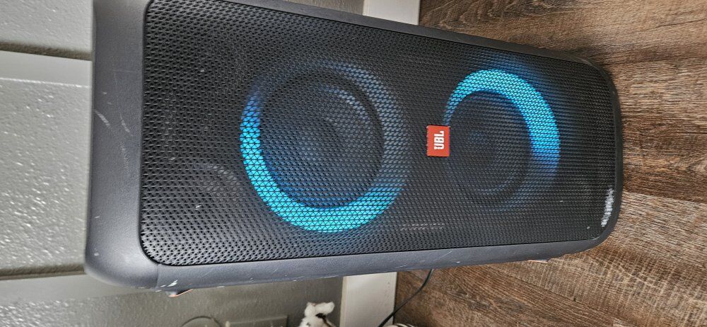 JBL Partybox 200