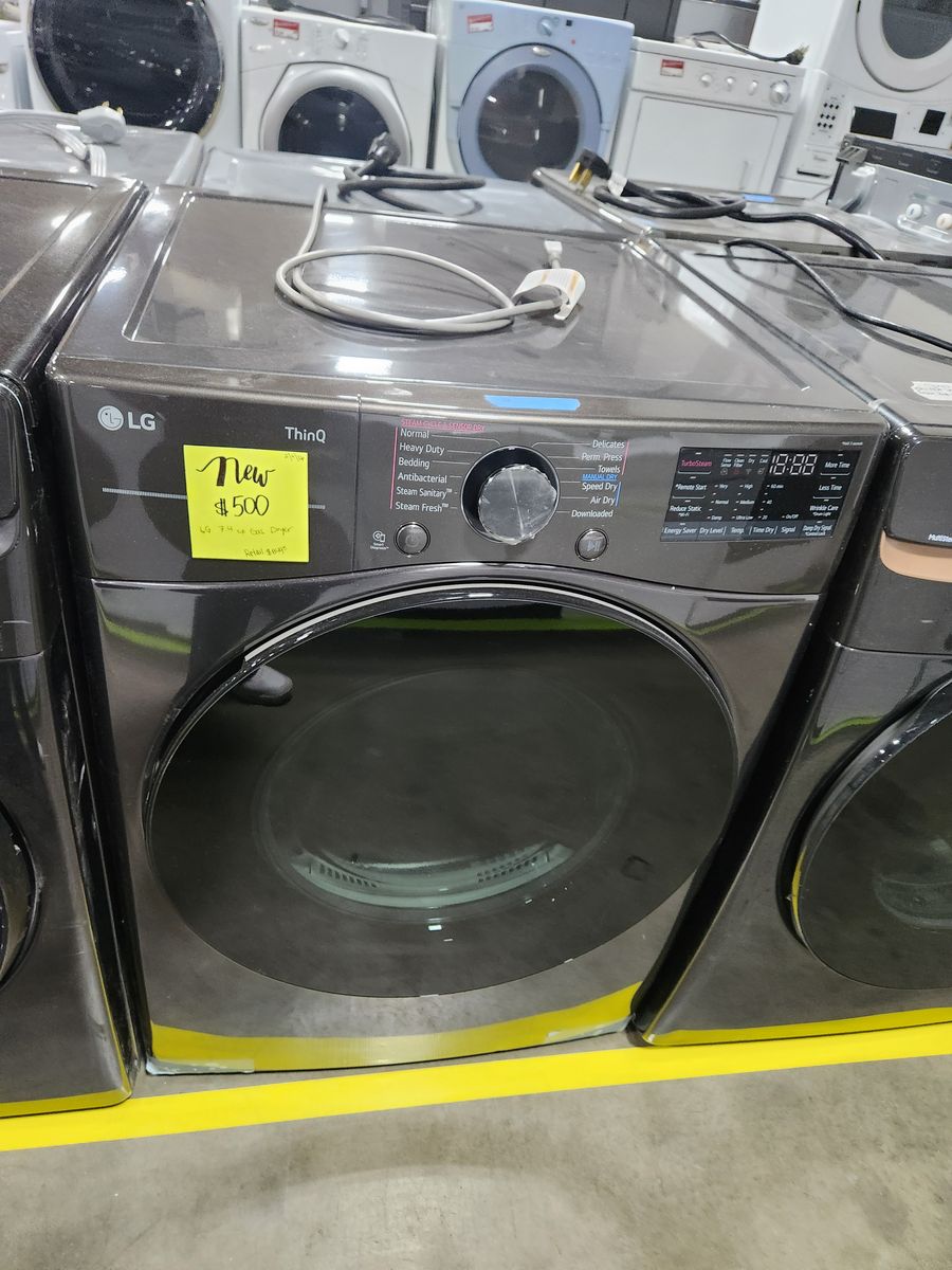 BRAND NEW! LG THINQ FRONTLOAD GAS DRYER