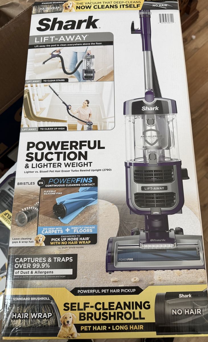 New - Shark Lift-Away Upright Vacuum - PowerFins / HEPA Filter
