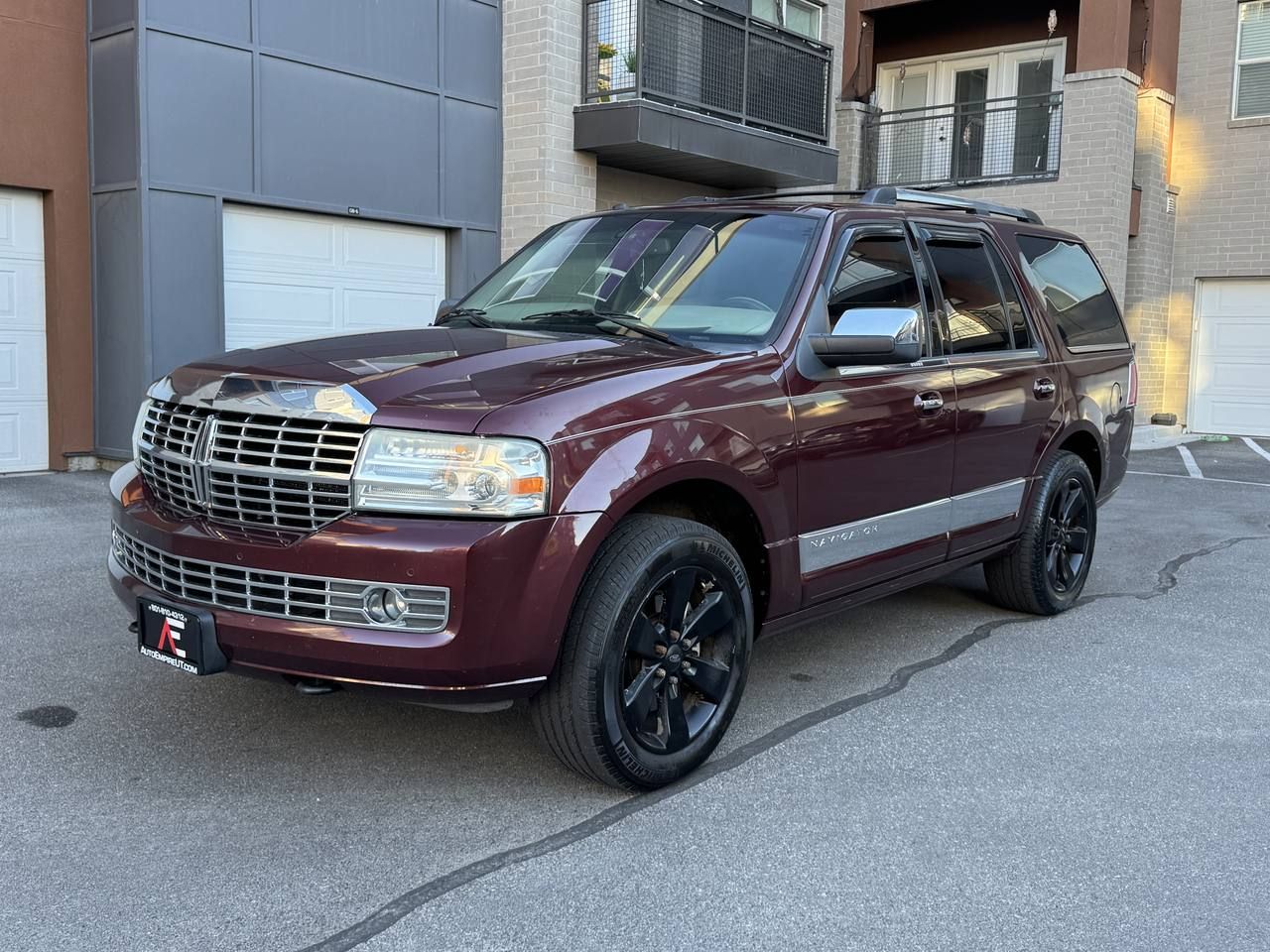 2010 Lincoln Navigator Base