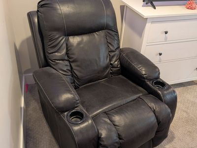Black Leather Recliner Chair