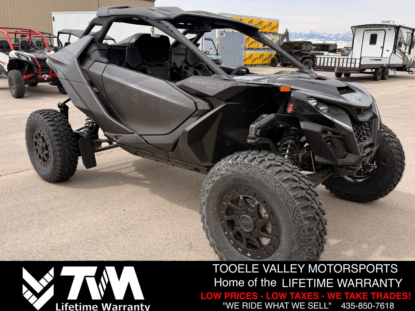 2026 CAN-AM MAVERICK R X RS WITH SMART SHOX