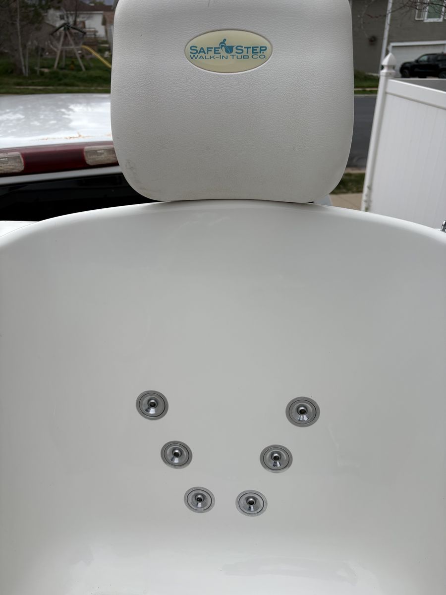 Safe Step Walk-in Bathtub