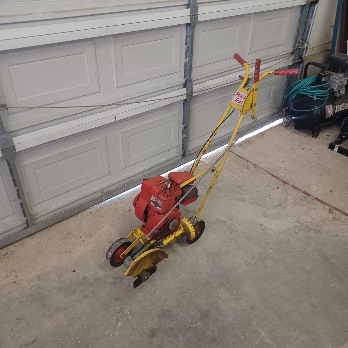 Power-Trim lawn edger