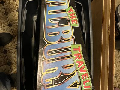 Traveling Wilburys Collector TW-100 Guitar