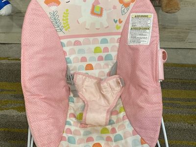 Pink Unicorn Baby Bouncer Seat - Gentle Vibrations & Secure Harness
