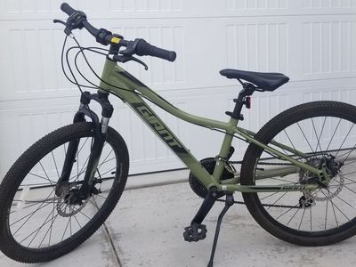 2020 Giant XTC JR DISC 24