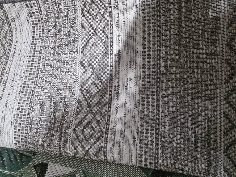 Brand new Origin21 Neutral Geometric Stripe Flatweave Polypropylene Outdoor Rug 5' x 7'
