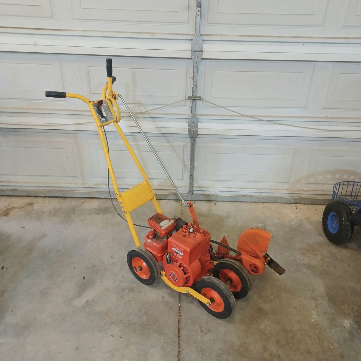 McLane lawn edger