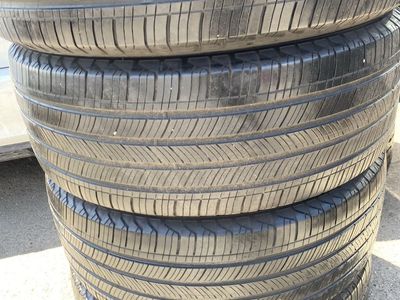 4 TIRES MICHELÍN P235-55-19 PRYMACI 70%TREAD GOOD CONDITION FREE INSTAL BALANCE