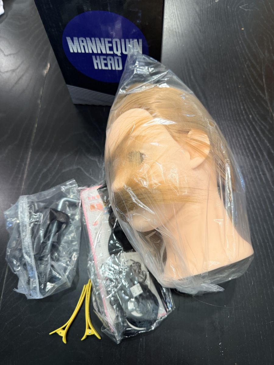 Mannequin Head with Blonde Hair and Hair Styling Accessories Set