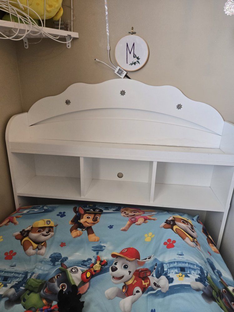 Matching Twin Bed Sets