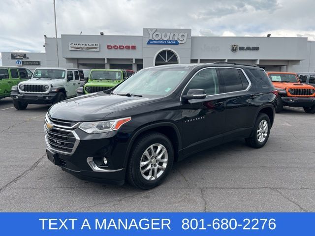 2021 Chevrolet Traverse LT Cloth