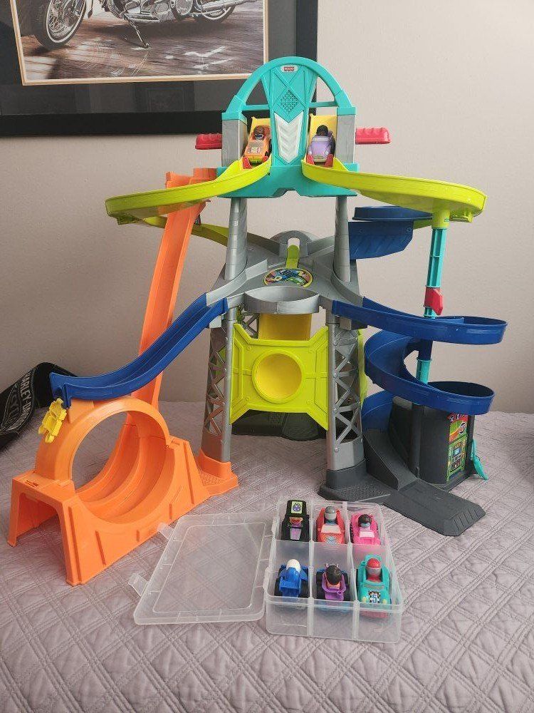 Fisher Price Little People Launch & Loop Raceway