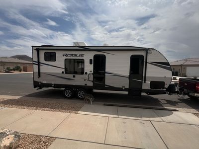 2021 Forest River 25V Vengence Rouge 31'