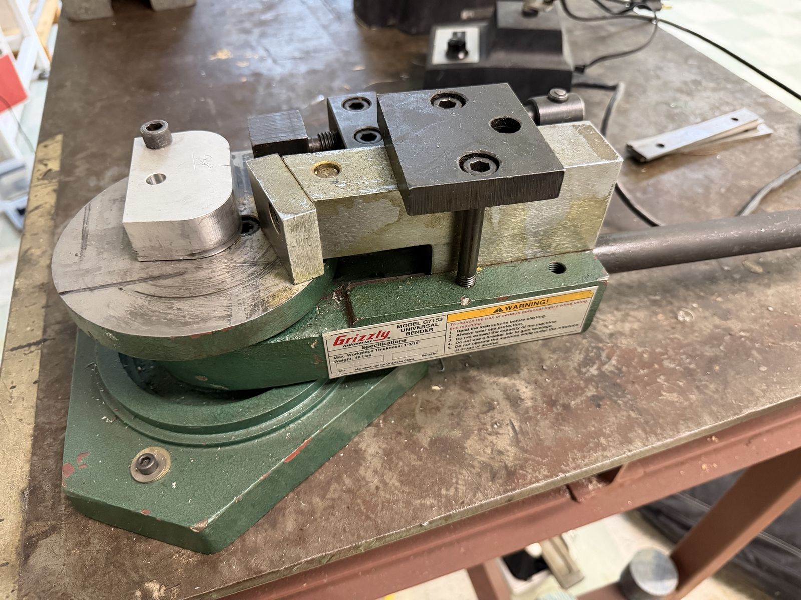 Grizzly Industrial G7153 Universal Metal Bender – Benchtop