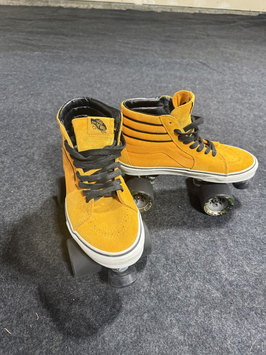Vans Custom Roller Skates Sz 8.5 (M)