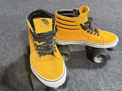 Vans Custom Roller Skates Sz 8.5 (M)