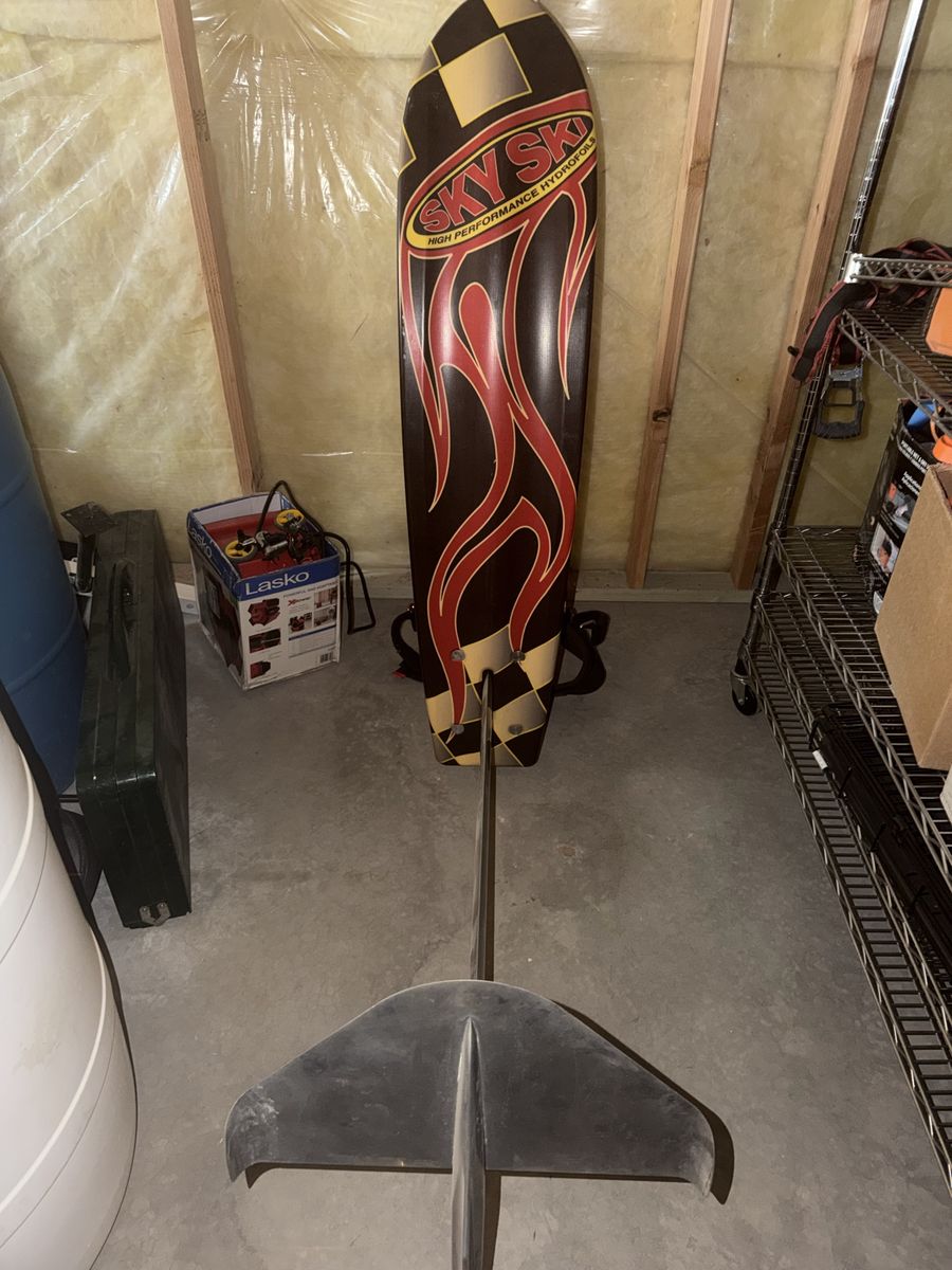 Main image 4