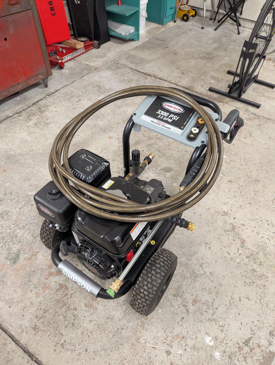 Simpson PS3228 Pressure Washer