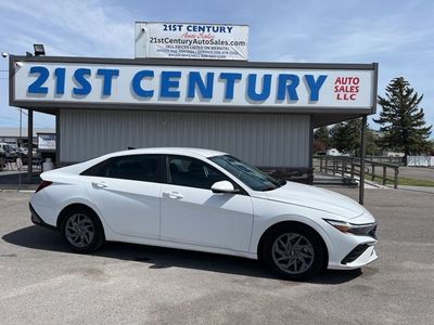 2024 Hyundai Elantra SEL