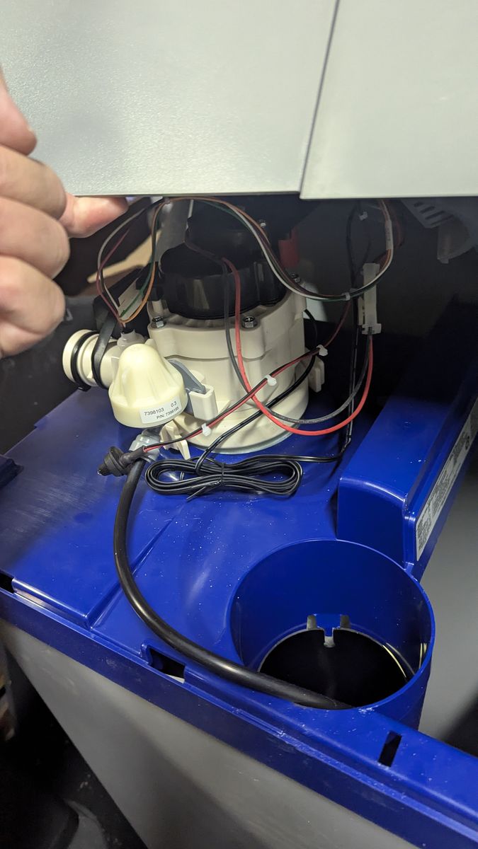 Main image 5