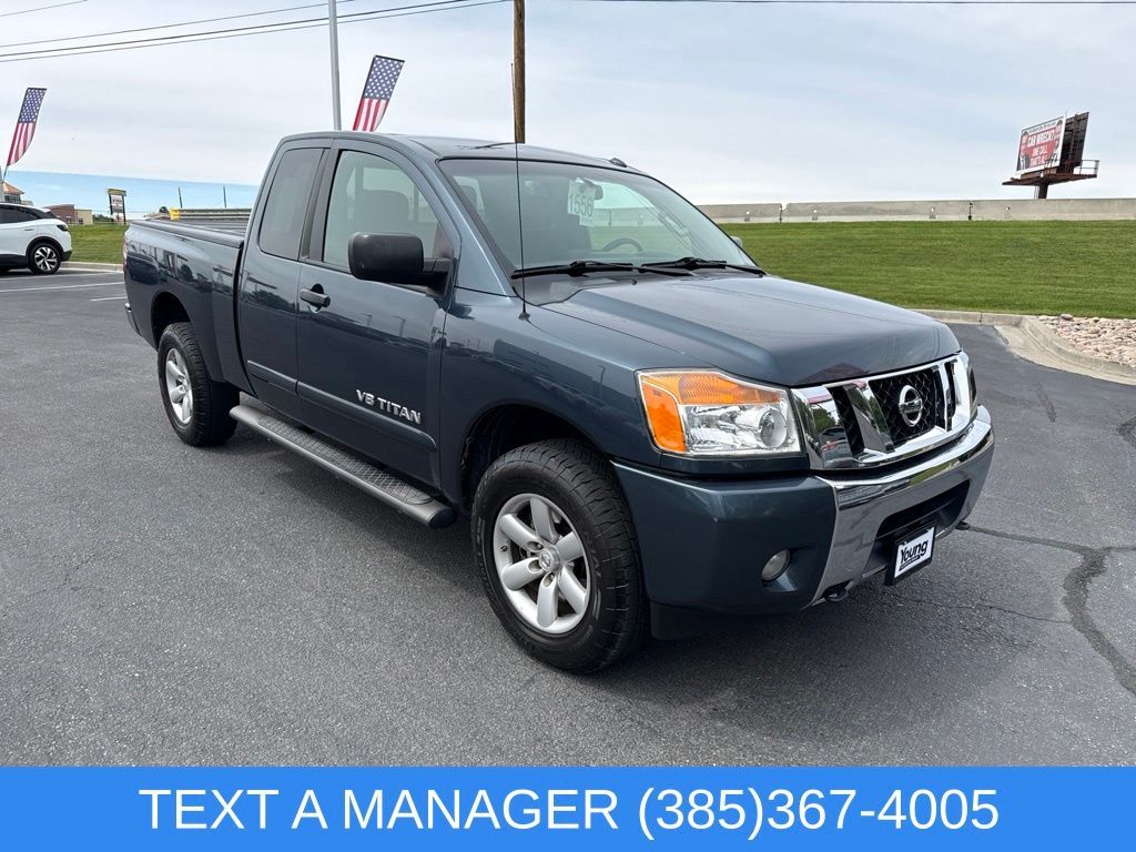 2014 Nissan Titan SV