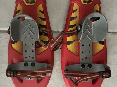 Grizzly Little Bear Kids Snowshoes Red Yellow Adjustable Straps