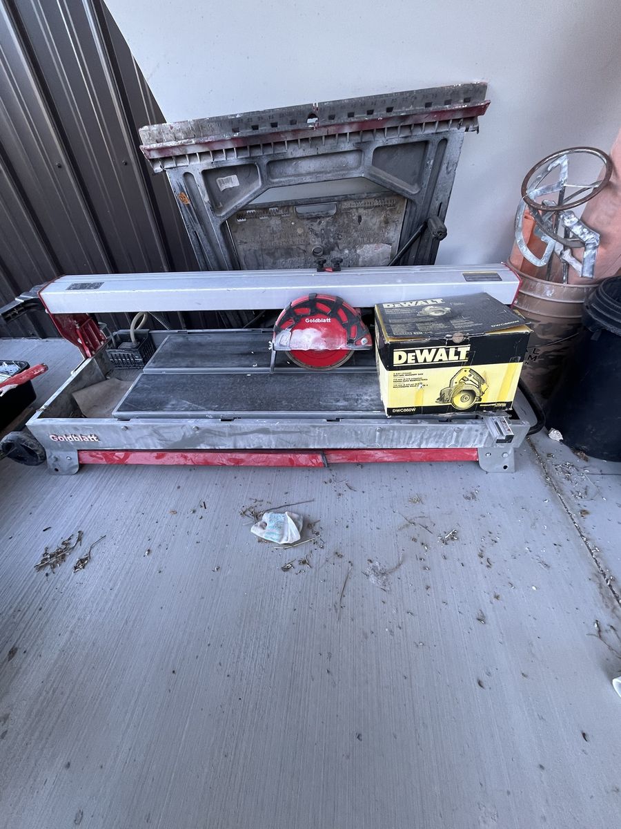 Tile saw