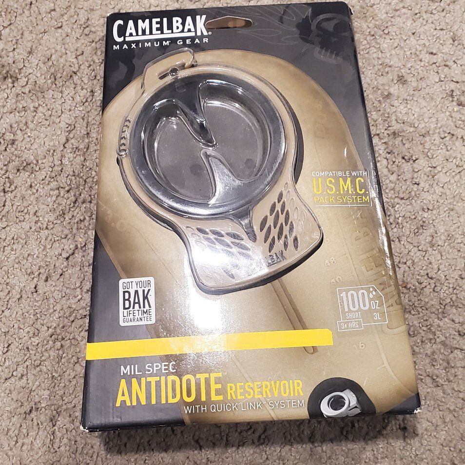 100OZ CAMELBACK POUCH