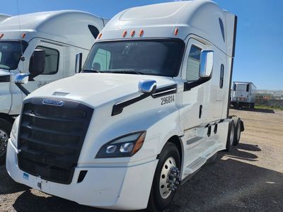2020 Freightliner Cascadia sleeper