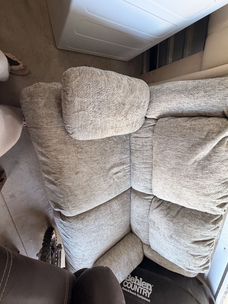 2 person recliner couch