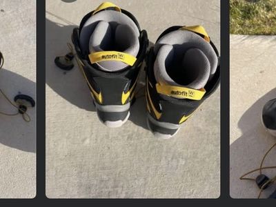 Salomon Kiana Women's Snowboard Boots Size 9 Black Yellow Quick Lacing