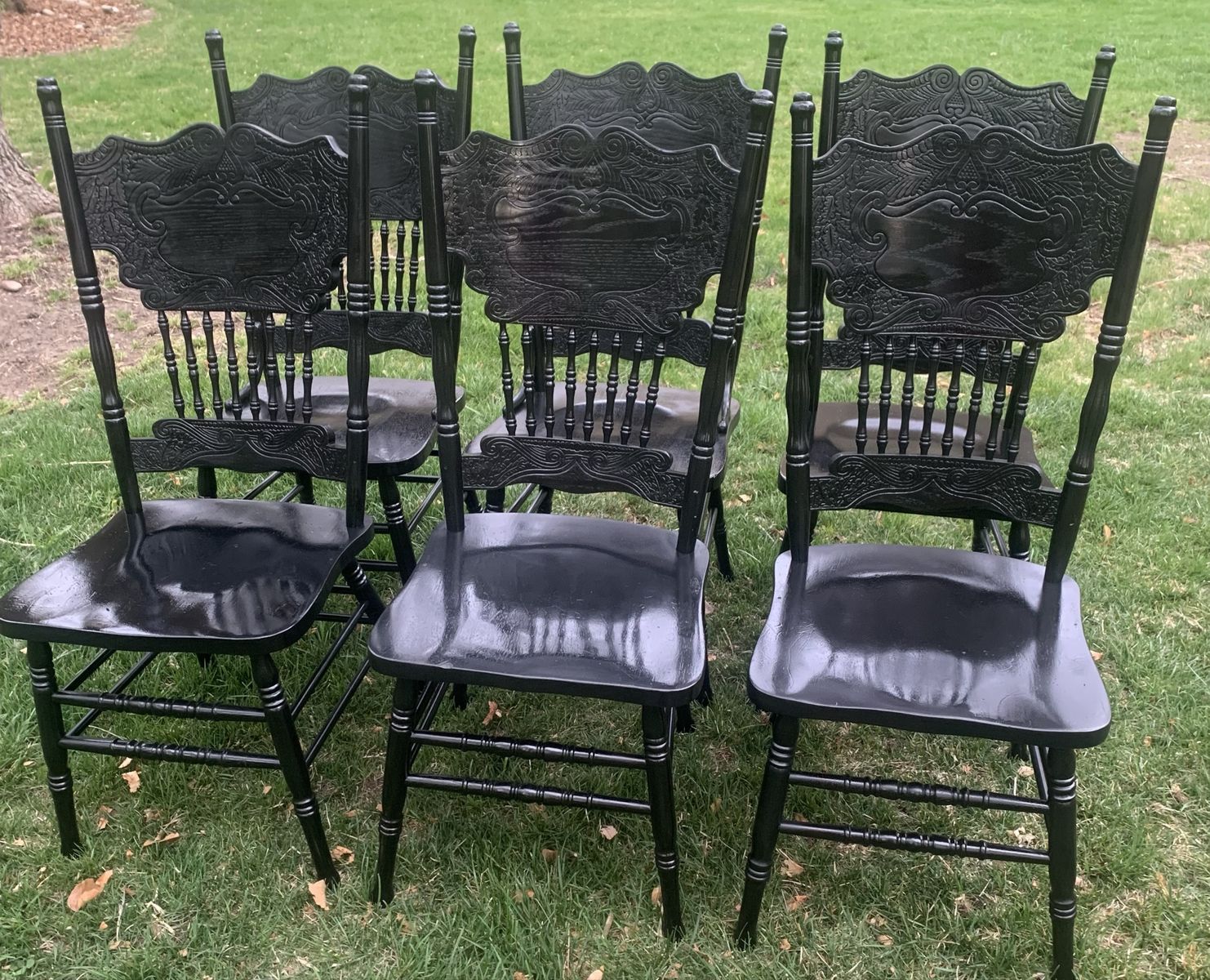 GORGEOUS SET OF 6 BLACK VINTAGE DINING CHAIRS