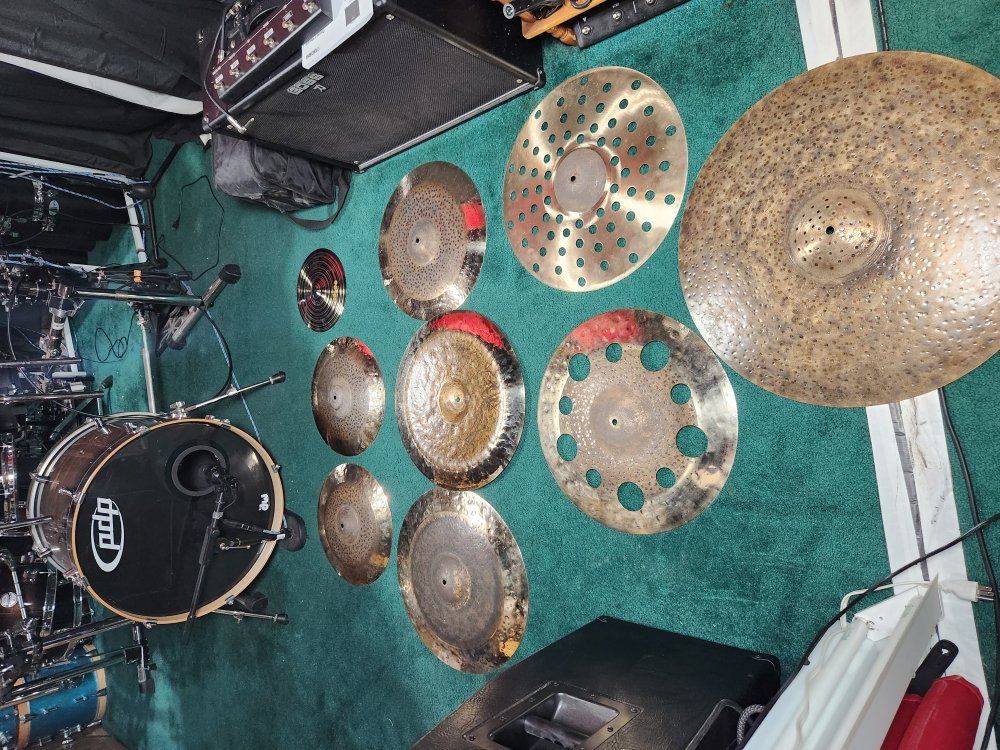b20 cymbal  set