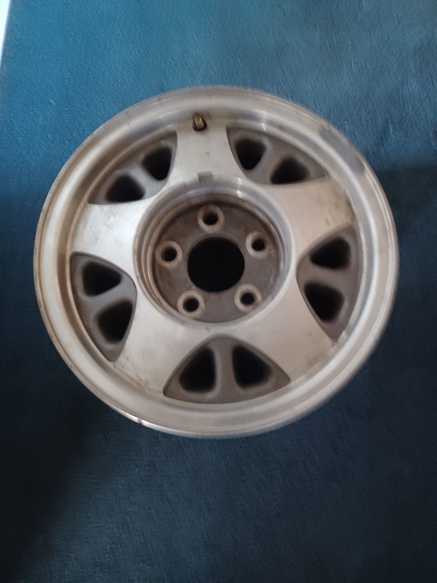 automobile rim