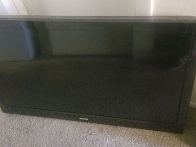 39" Sanyo TV