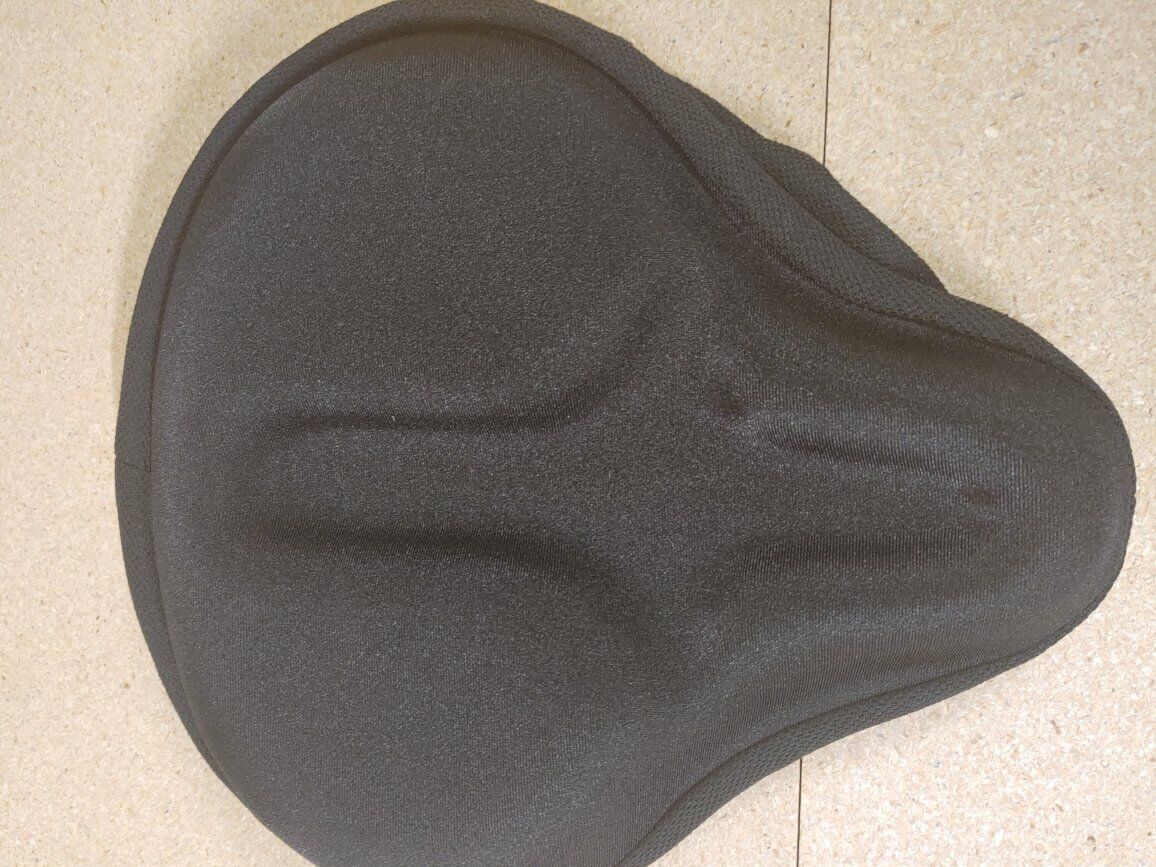 New padded bicycle seat pad