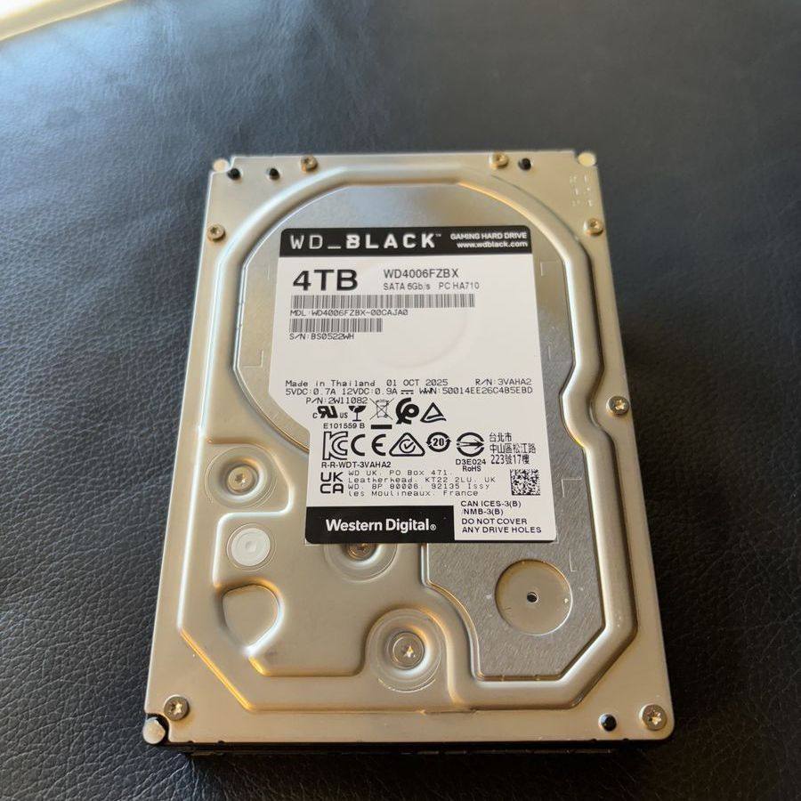 Main image 3