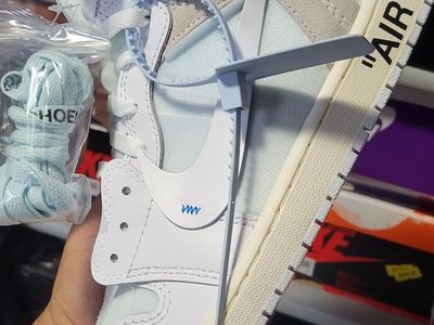 VAA ALASKA Size 11 $750