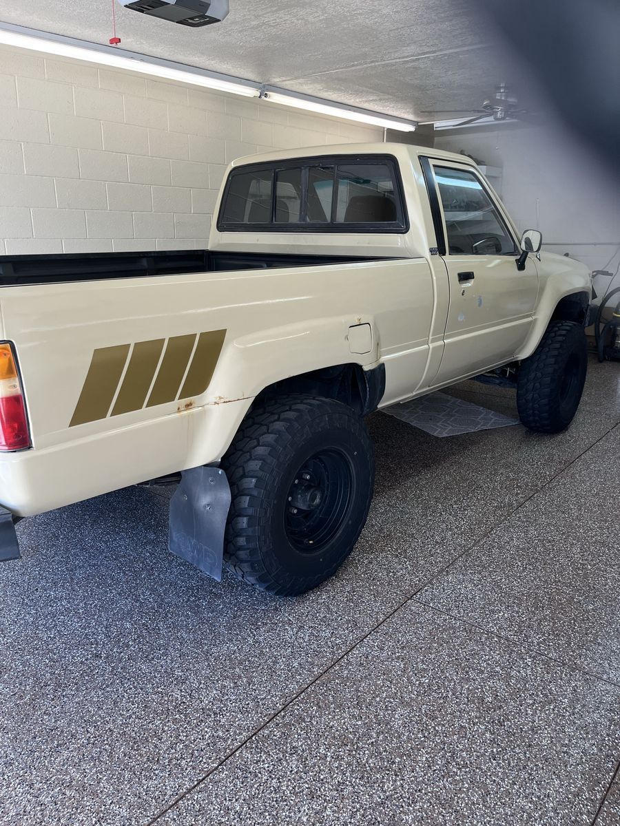1986 Toyota Pickup SR5