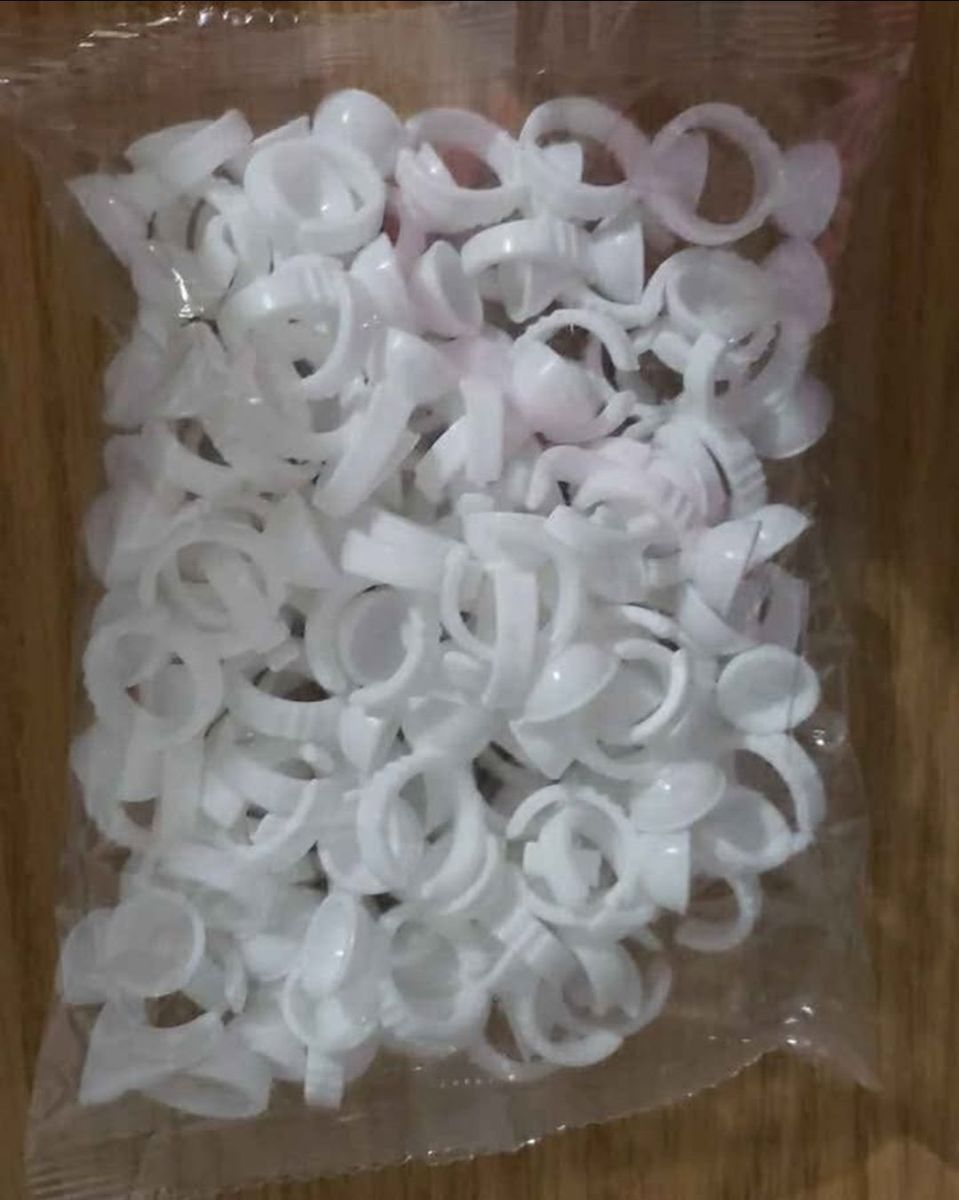 Adjustable Pigment Rings for Tattoo Ink, Nail Art, Lipstick, and Painting - 100 Pack White